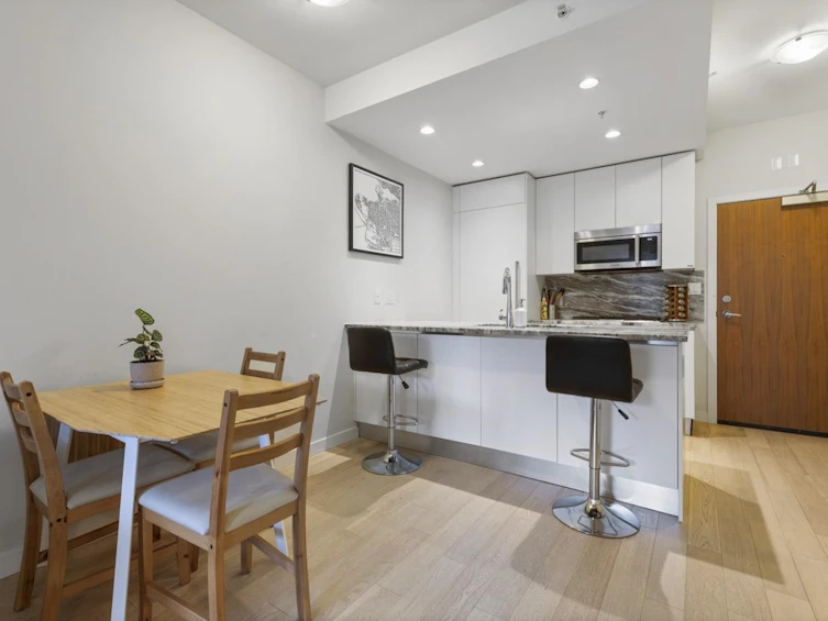 311-2033 W 10th Avenue, Vancouver, BC, V6J 0H1 - 5
