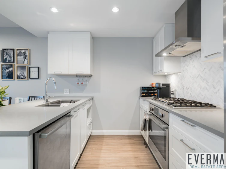 2506-520 Como Lake Avenue, Coquitlam, BC, V3J 0E8 - 4