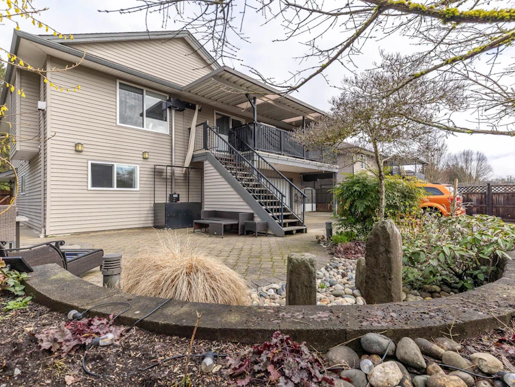 23960 Abernethy Way, Maple Ridge, BC, V4R 1N2 - 40