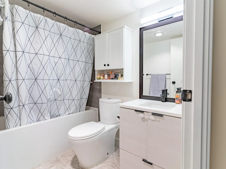 901-7040 Granville Avenue, Richmond, BC, V6Y 3W5 - 14
