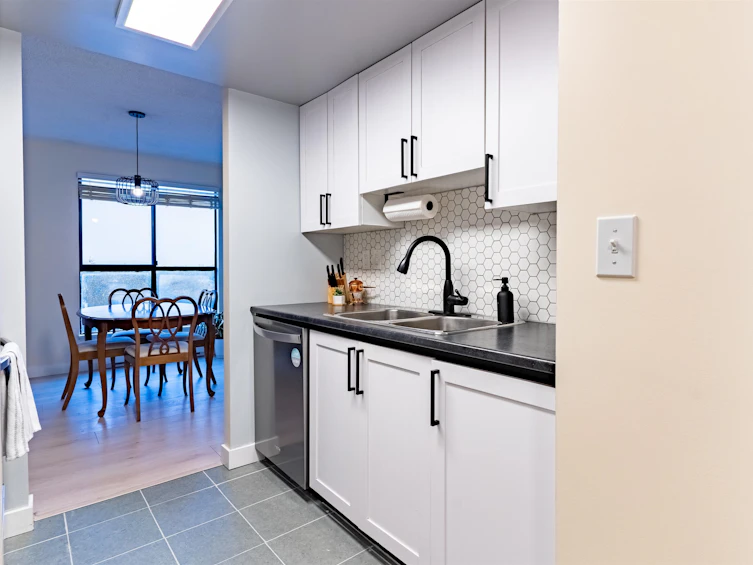 901-7040 Granville Avenue, Richmond, BC, V6Y 3W5 - 8