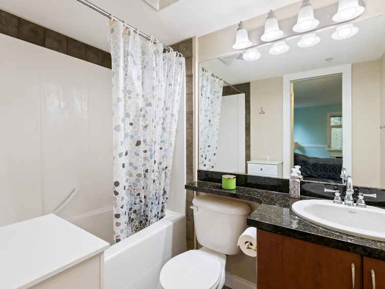 209-5516 198 Street, Langley, BC, V3A 0A6 - 17