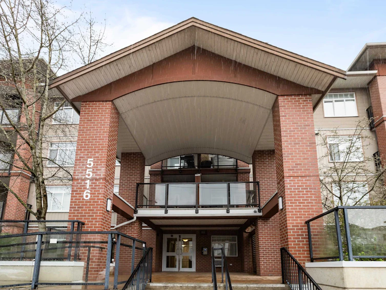 209-5516 198 Street, Langley, BC, V3A 0A6 - 3