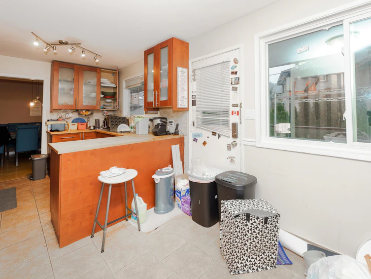 1443 Pipeline Place, Coquitlam, BC, V3E 3P6 - 9