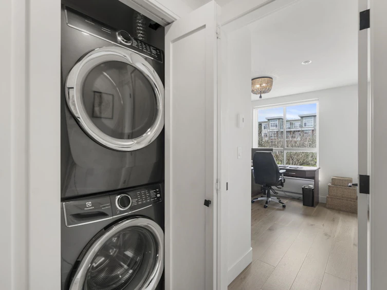 215-12633 No. 2 Road, Richmond, BC, V7E 6N5 - 24