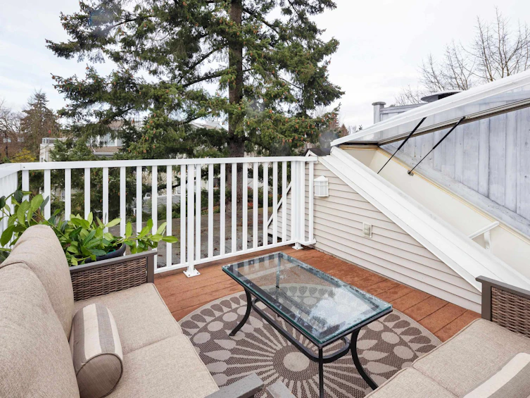 2028 Trutch Street, Vancouver, BC, V6K 4L5 - 18