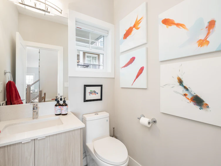 212 W 5th Street, North Vancouver, BC, V7M 1K1 - 12