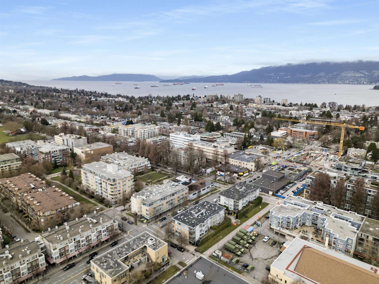 307-2680 Arbutus Street, Vancouver, BC, V6J 5L8 - 26