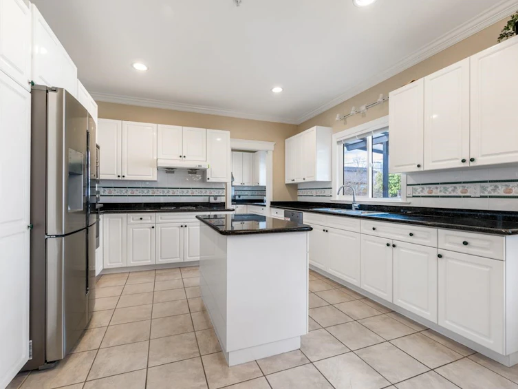 87 W 46th Avenue, Vancouver, BC, V5Y 2W8 - 7