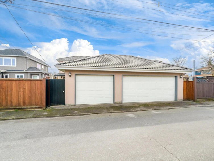 87 W 46th Avenue, Vancouver, BC, V5Y 2W8 - 28