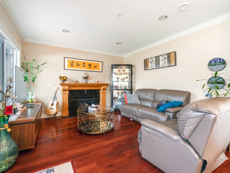 87 W 46th Avenue, Vancouver, BC, V5Y 2W8 - 5