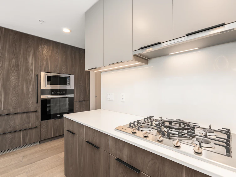 202-3590 W 39 Avenue, Vancouver, BC, V6B 3A4 - 11