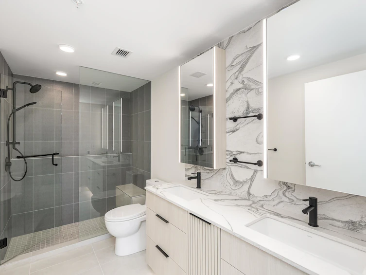 205-3590 W 39 Avenue, Vancouver, BC, V6B 3A4 - 23