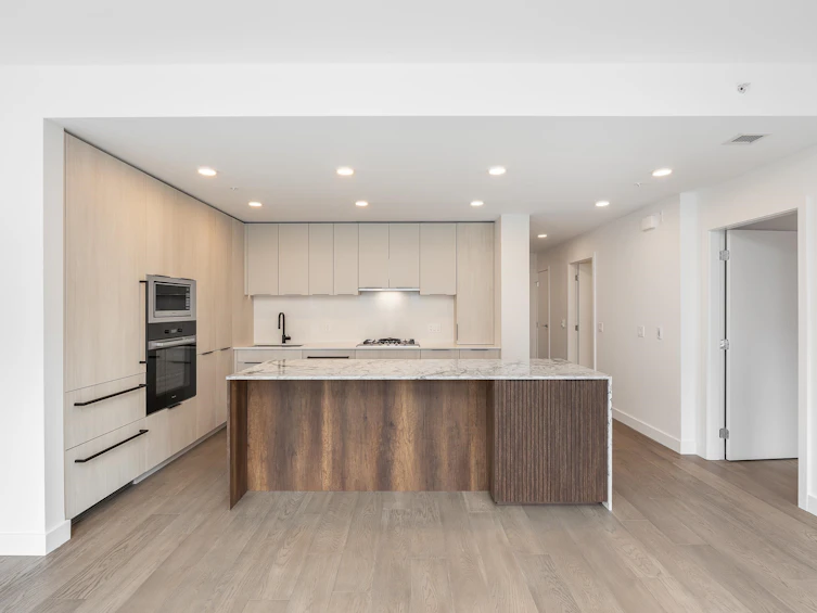 205-3590 W 39 Avenue, Vancouver, BC, V6B 3A4 - 12