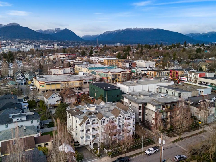 202-1623 E 2nd Avenue, Vancouver, BC, V5N 1E1 - 27