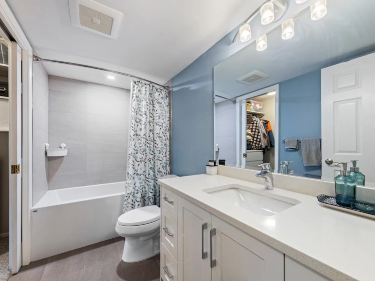 202-1623 E 2nd Avenue, Vancouver, BC, V5N 1E1 - 13