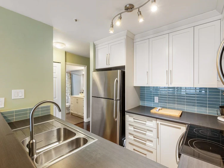 202-1623 E 2nd Avenue, Vancouver, BC, V5N 1E1 - 10