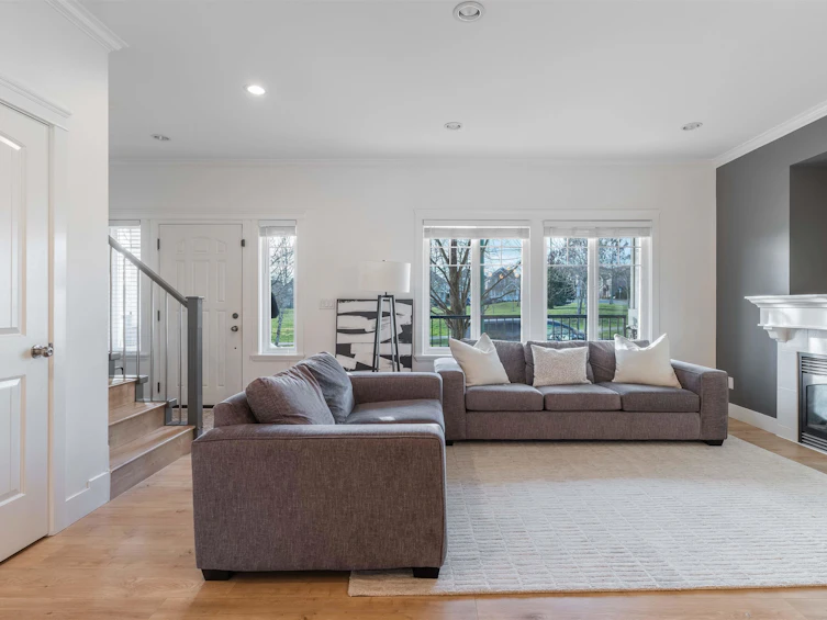 6690 193a Street, Surrey, BC, V4N 0C1 - 2