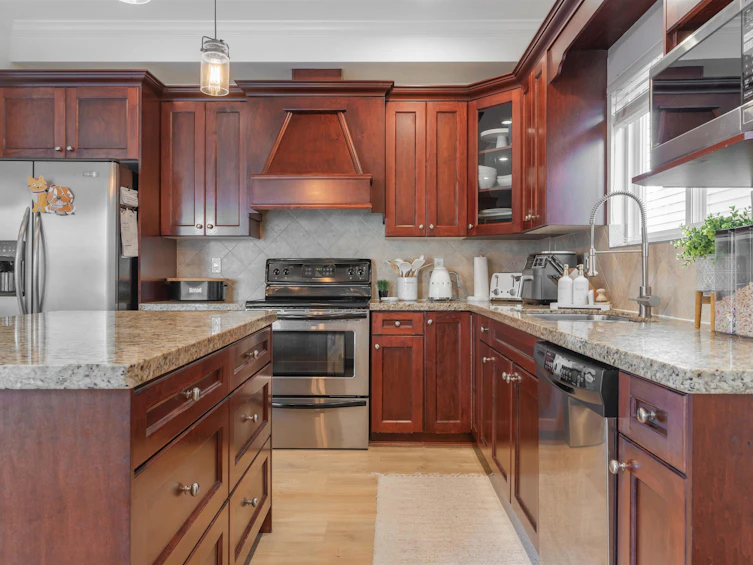 6690 193a Street, Surrey, BC, V4N 0C1 - 10