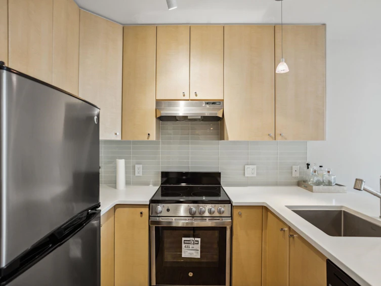 705-819 Hamilton Street, Vancouver, BC, V6M 6M2 - 5
