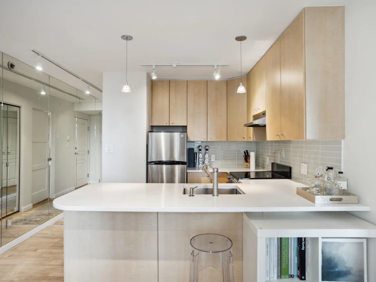 705-819 Hamilton Street, Vancouver, BC, V6M 6M2 - 10