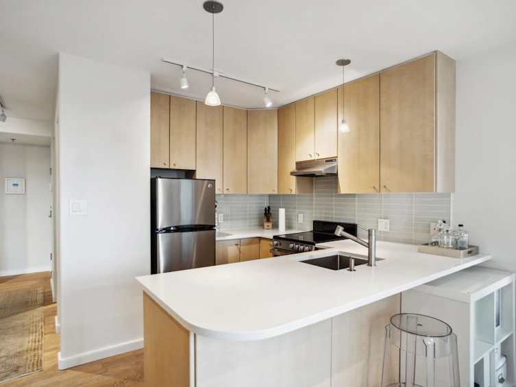 705-819 Hamilton Street, Vancouver, BC, V6M 6M2 - 4