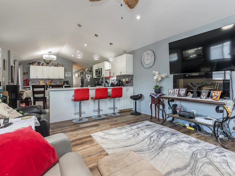 14-3300 Horn Street, Abbotsford, BC, V2S 7Y7 - 4