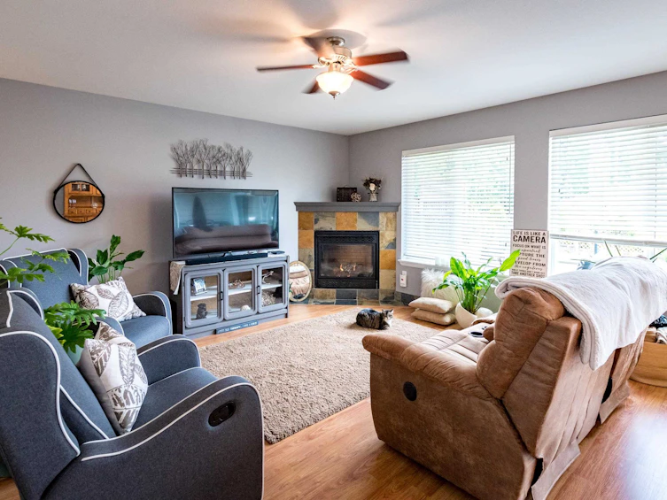 6379 Oracle Road, Sechelt, BC, V7Z 0R8 - 13