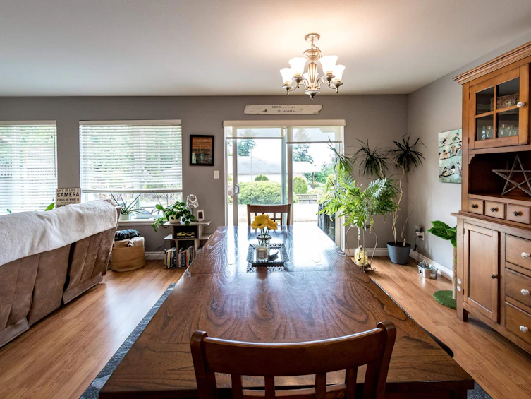 6379 Oracle Road, Sechelt, BC, V7Z 0R8 - 11