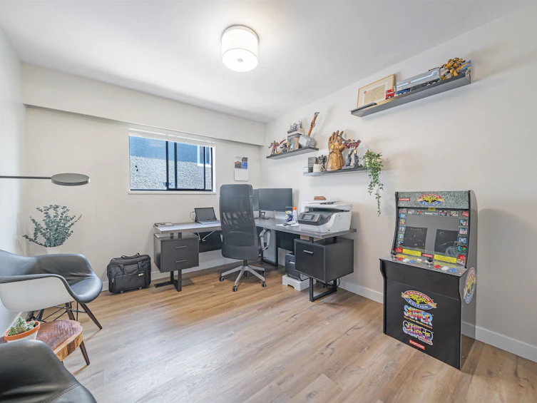 2131 Fraserview Drive, Vancouver, BC, V5P 2N2 - 20