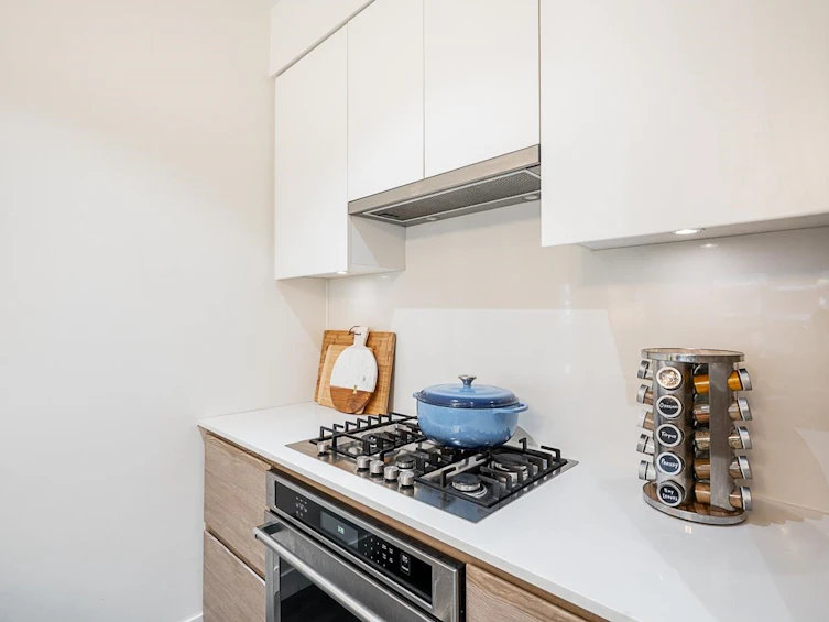 304-4468 Dawson Street, Burnaby, BC, V5C 0J9 - 14