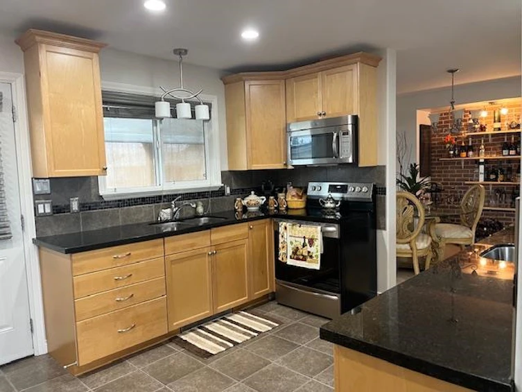 7055 Sesame Street, Chilliwack, BC, V2R 3T3 - 3