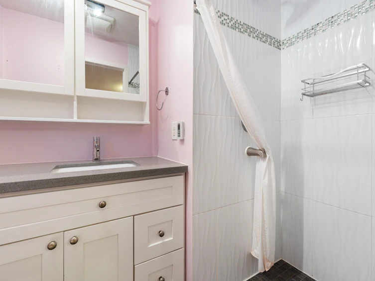 1852 Tatlow Avenue, North Vancouver, BC, V7P 3A3 - 22