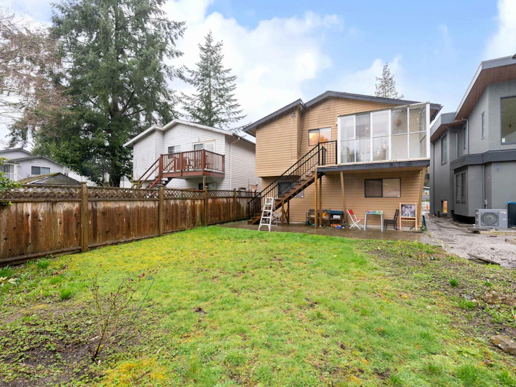 1852 Tatlow Avenue, North Vancouver, BC, V7P 3A3 - 29