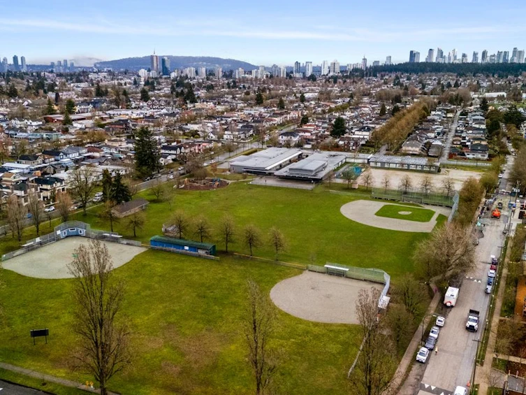 2078 Waverley Avenue, Vancouver, BC, V5P 1R5 - 35