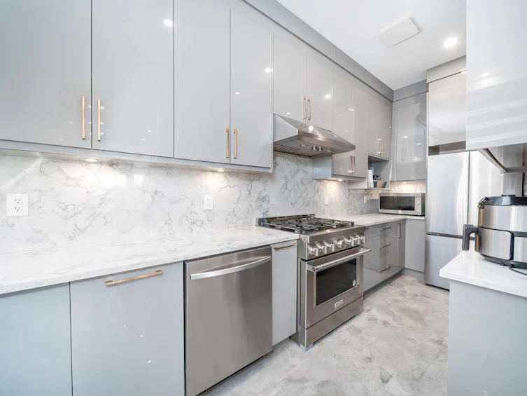 5535 Monarch Street, Burnaby, BC, V5G 1Z9 - 12