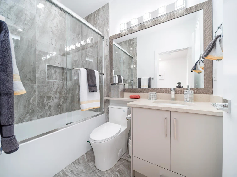 5535 Monarch Street, Burnaby, BC, V5G 1Z9 - 25