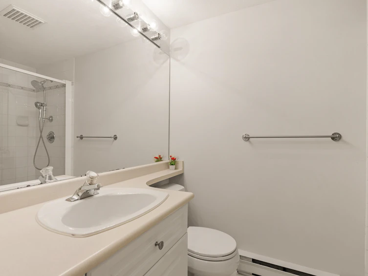 110-5556 201a Street, Langley, BC, V3A 8K5 - 20