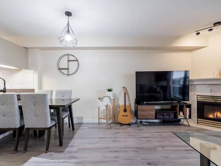 1007-6611 Cooney Road, Richmond, BC, V6Y 4C5 - 7
