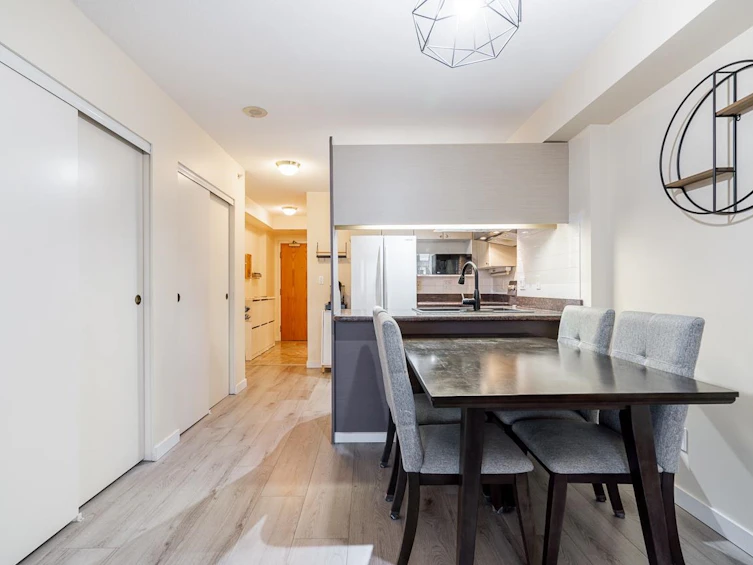1007-6611 Cooney Road, Richmond, BC, V6Y 4C5 - 11