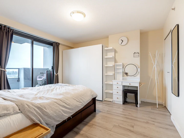 1007-6611 Cooney Road, Richmond, BC, V6Y 4C5 - 8