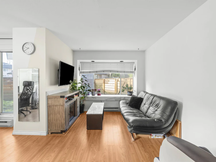 8-7611 Moffatt Road, Richmond, BC, V6Y 1X9 - 3