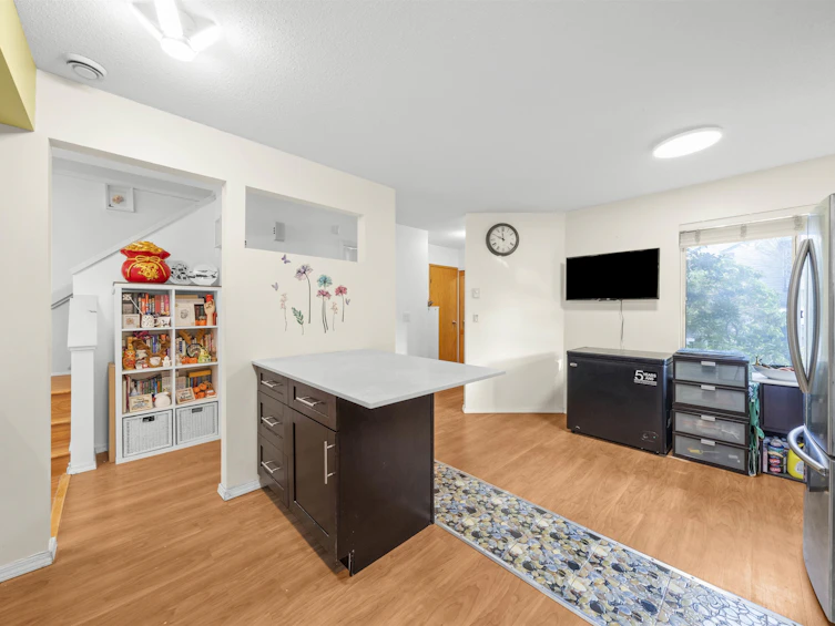 8-7611 Moffatt Road, Richmond, BC, V6Y 1X9 - 4