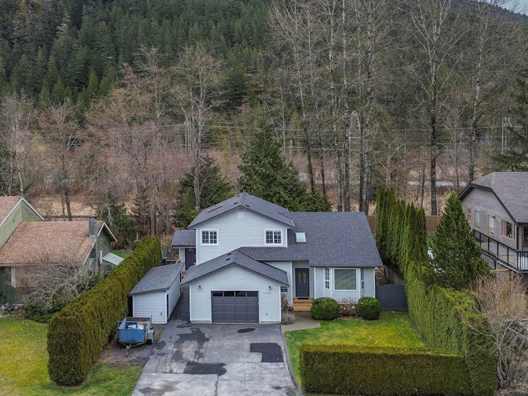 41364 Dryden Road, Squamish, BC, V0N 3G0