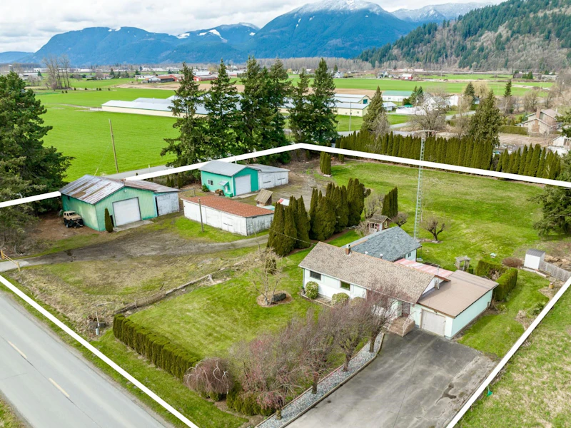 43233 Adams Road, Chilliwack BC V2R 4L1