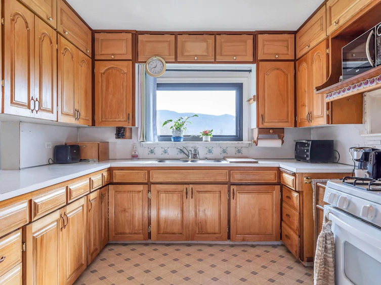 43233 Adams Road, Chilliwack, BC, V2R 4L1 - 11