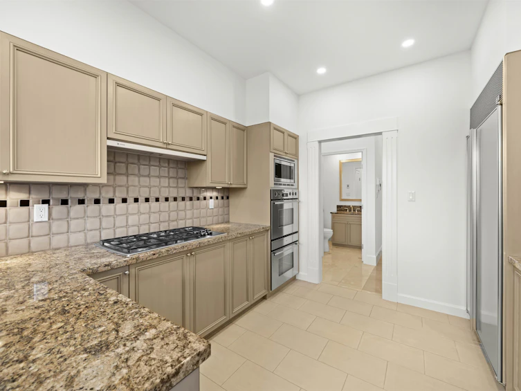 103-323 Jervis Street, Vancouver, BC, V6C 3P8 - 6