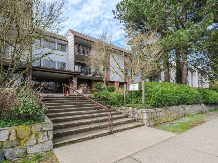 206-7473 140 Street, Surrey, BC, V3W 6G5 - 3