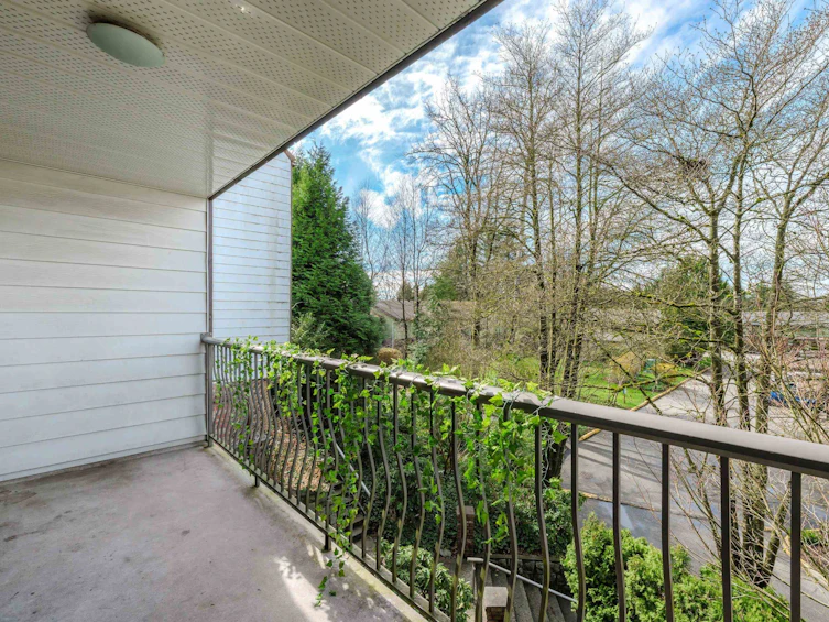 206-7473 140 Street, Surrey, BC, V3W 6G5 - 23