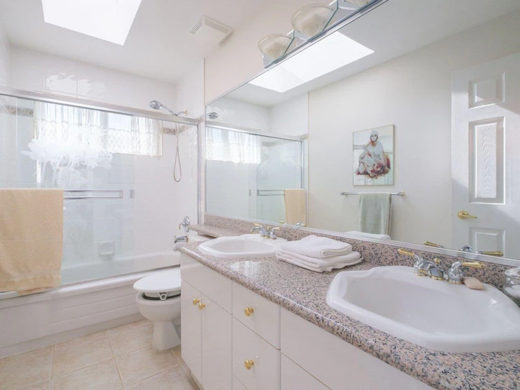 7541 Osler Street, Vancouver, BC, V6P 4C8 - 24